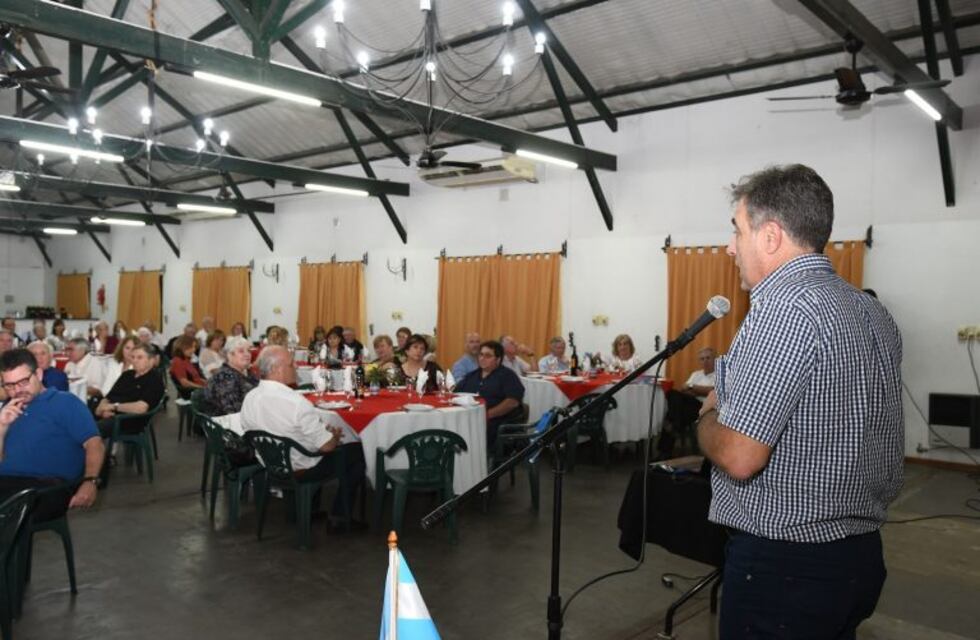 Encuentro de delegaciones rafaelinas que viajaron a Fossano