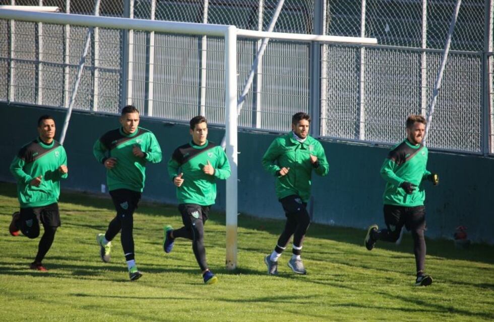 Con 4 refuerzos, el Verdinegro puso primera a su pretemporada