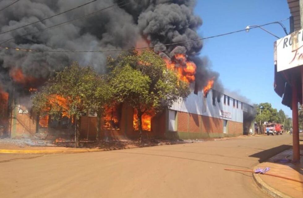 La ferretería incendiada en Garuhapé no tenía seguro: las pérdidas fueron totales