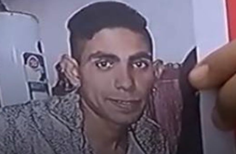 Ofrecen un millón de pesos para los que aporten datos sobre un joven desaparecido en Cabín 9