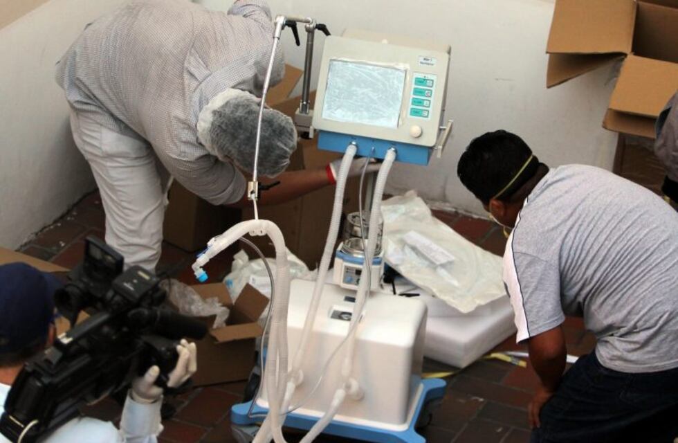 Santa Fe tiene la mitad de respiradores que Córdoba