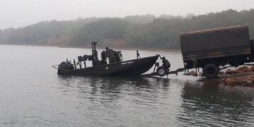 Las embarcaciones trabajan para hallar el cuerpo del soldado\u002E