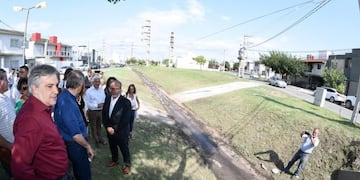 Schiaretti y Llaryora inauguraron la extensión del desagüe de barrio Poeta Lugones\u002E