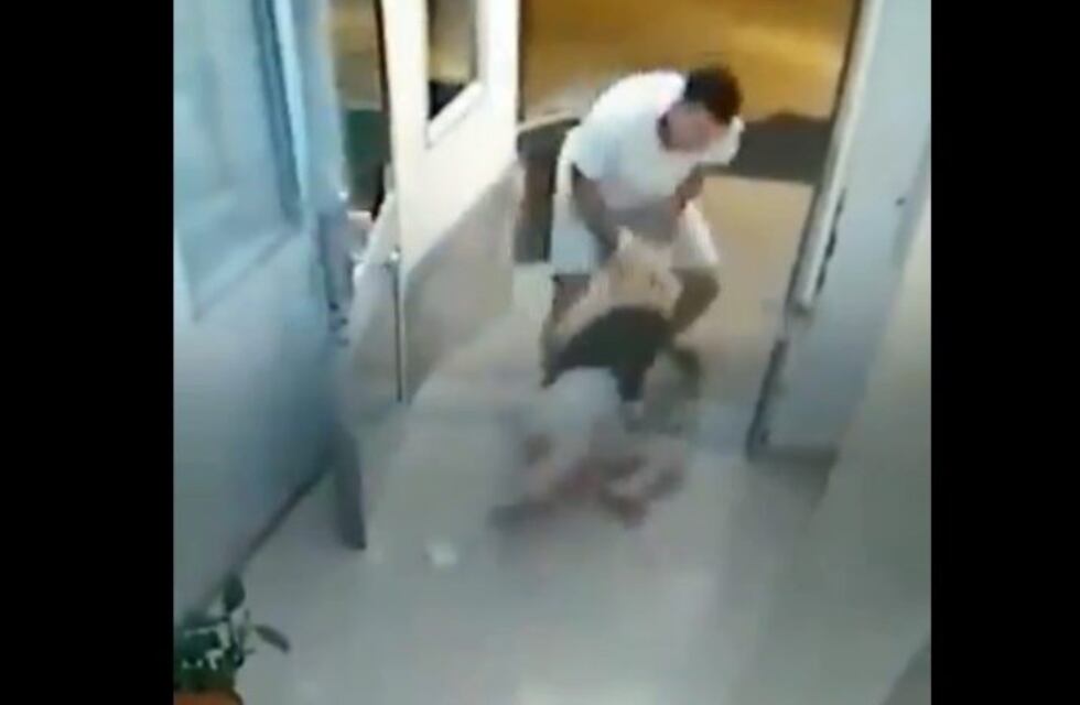 La Policía tendría identificado al ladrón que actuó con violencia extrema contra dos chicas en una entradera