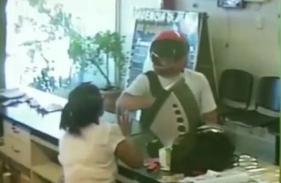 A punta de pistola asaltaron una agencia de quiniela del Barrio San Pedro