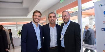 Manuel Pessaglia (Intendente de San Nicolás), Pablo Javkin (intendente electo de Rosario) y Marcos Corach (Jefe de Gabinete de la Municipalidad de Rafaela) (Prensa Municipalidad de Rafaela)