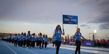 Inauguración de la primera pista de atletismo (piso sintético) en San Juan\u002E