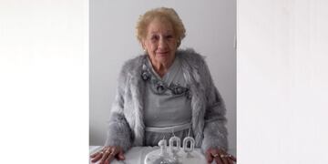 La chillarense que se vistió de fiesta y celebró sus cien años en plena pandemia