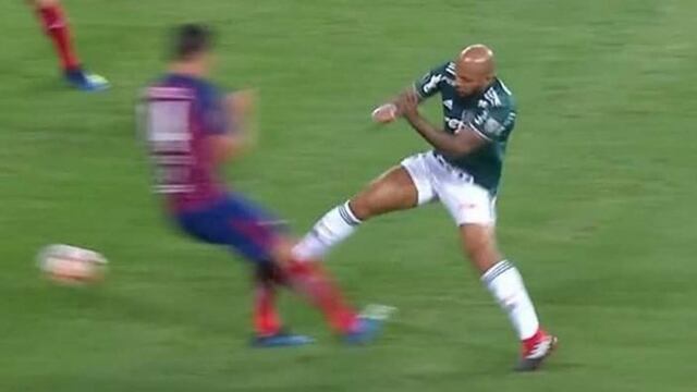 Patadón de Felipe Melo en Palmeiras - Cerro Porteño\u002E