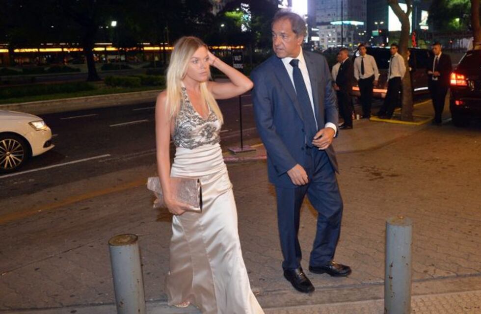 A Daniel Scioli le preguntaron por Gisela Berger y huyó corriendo: "Alcanzame si podés"