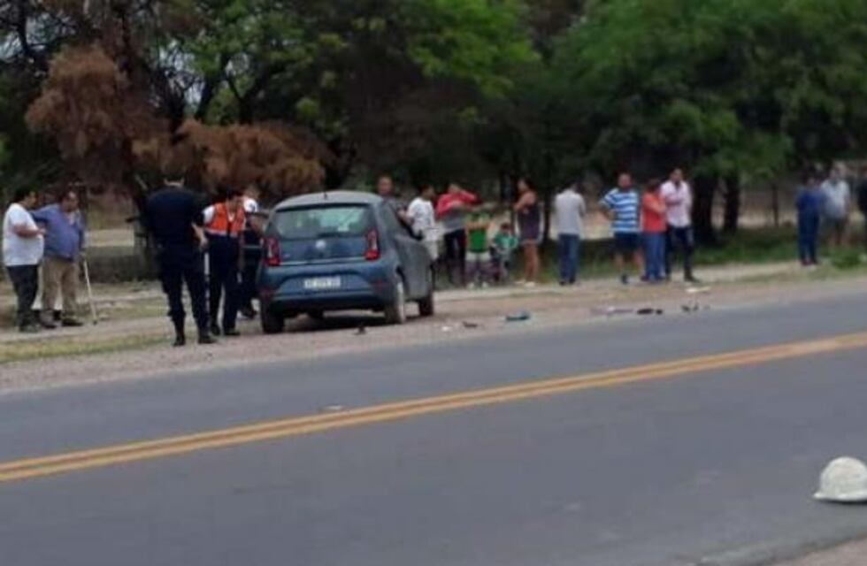 Una mujer de 60 años que trotaba al costado de la ruta, fue embestida por un auto y falleció