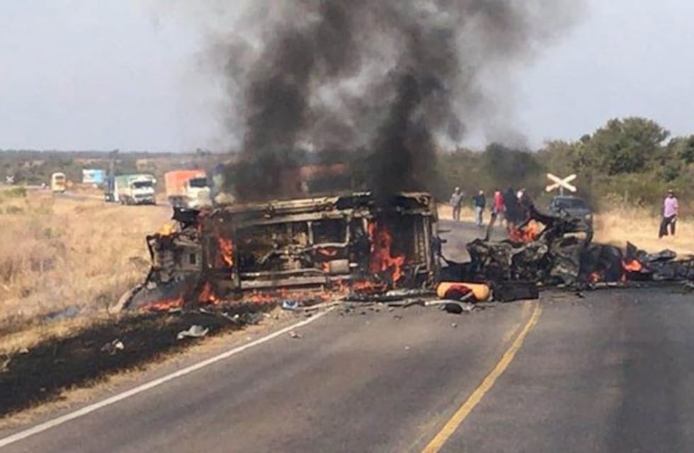 Cuatro personas murieron calcinadas en una accidente en Joaquín V. González