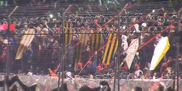 Durante el tradicional banderazo, hinchas leprosos mostraron atau00fades con los colores de Rosario Central.