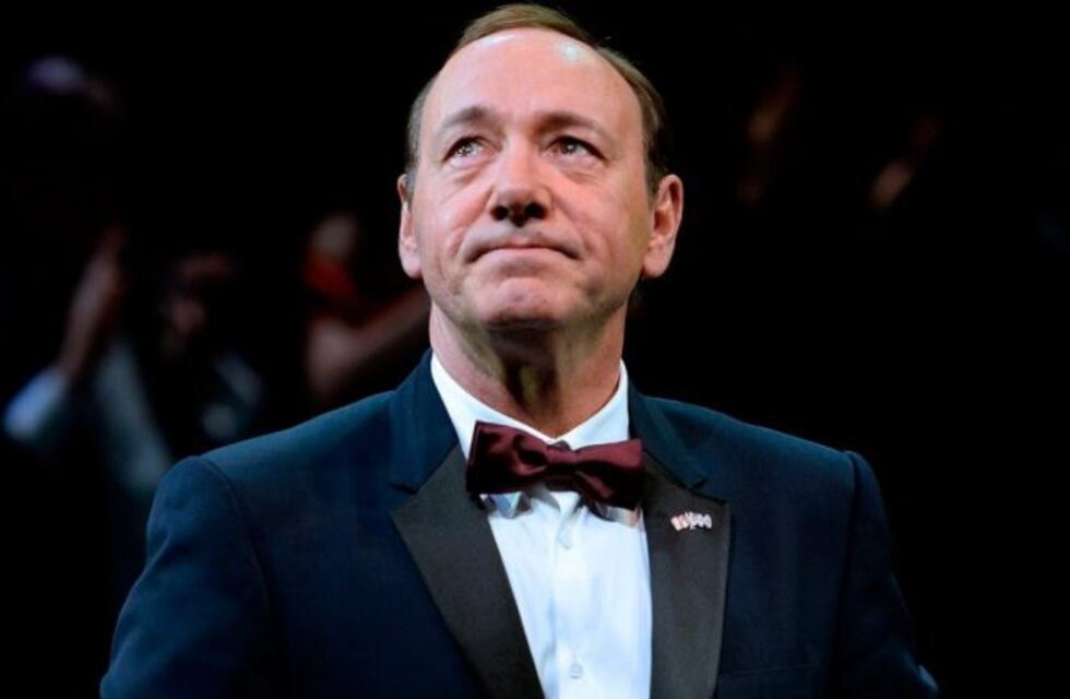 Trabajadores de "House of Cards" acusan a Kevin Spacey de abusos sexuales