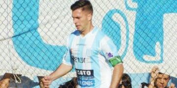 Hernán Olocco, uno de los más regulares en un Racing que debe empezar a