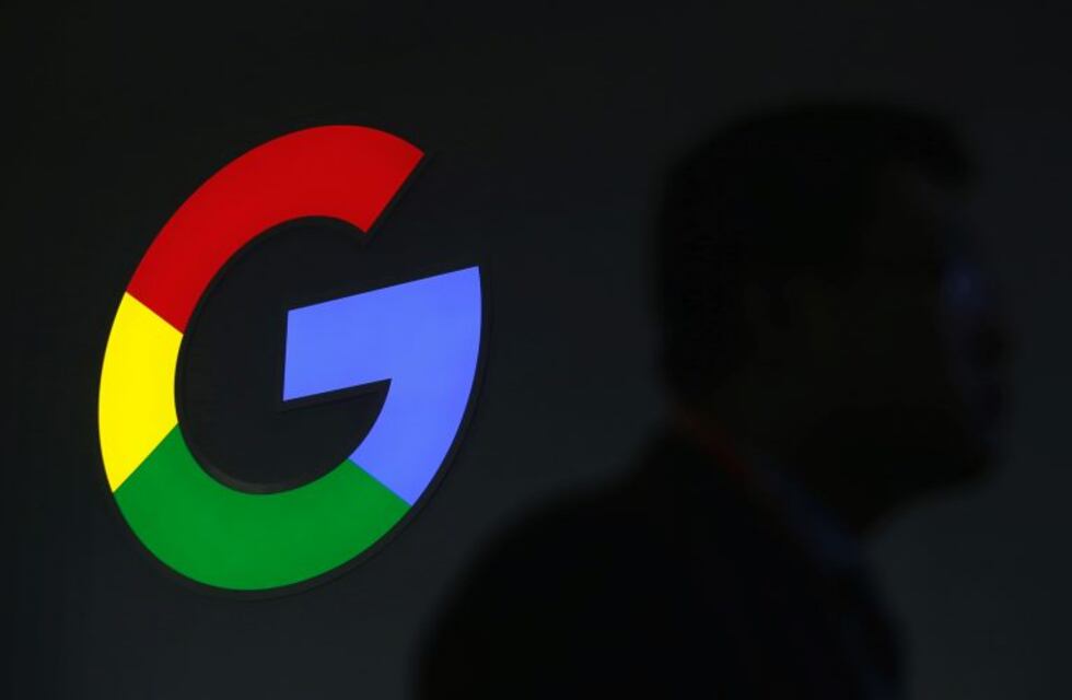 Acusan a Google de cometer abusos que perjudican el alcance y la monetización de los medios periodísticos