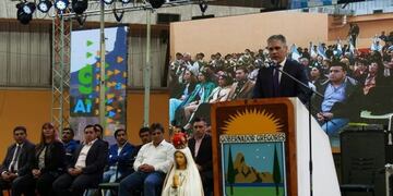 gobernador gregores aniversario