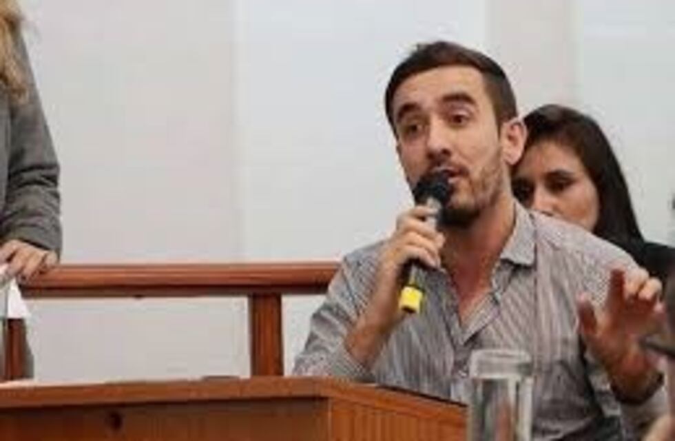 Cutrona calificó de antidemocrático las declaraciones de Quintela