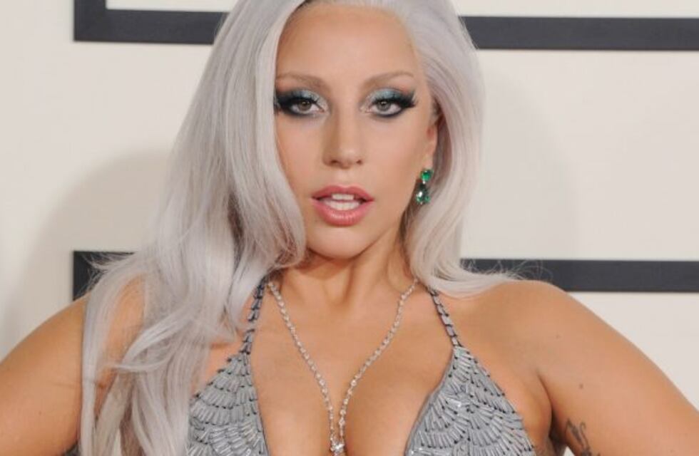 Lady Gaga encendió las redes con una foto en bikini