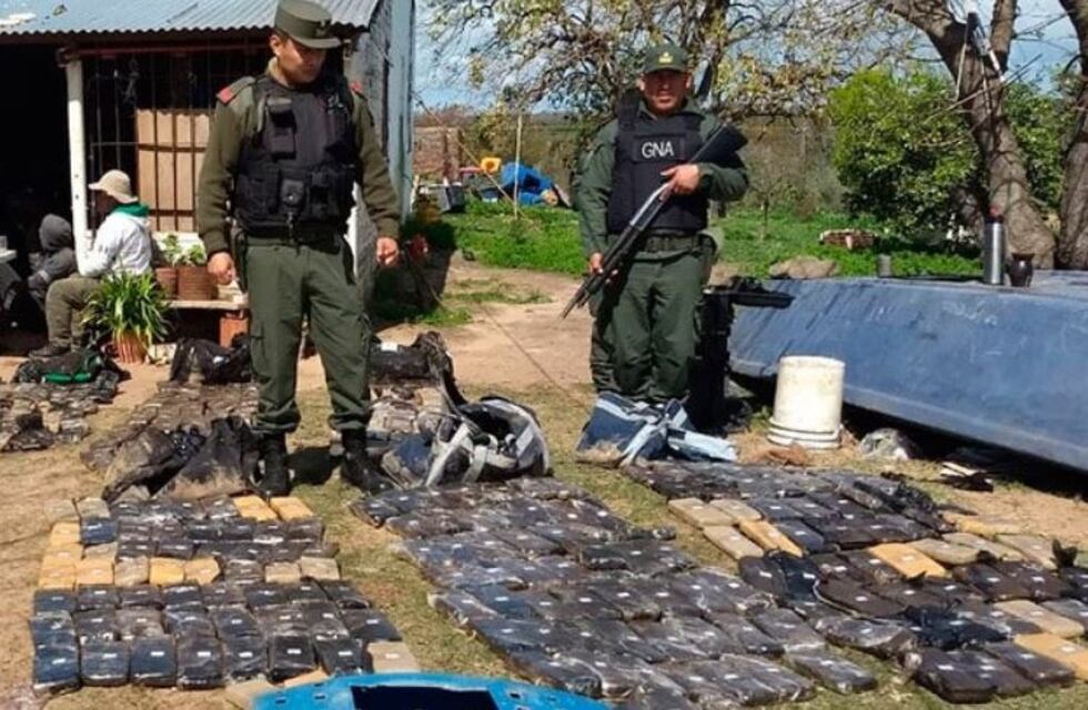 Gendarmería desarticuló a una banda  que transportaba 292 kilos de marihuana en Paraná