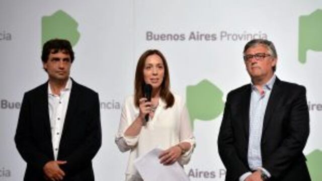 DYN44, BUENOS AIRES 05/11/2016, LA GOBERNADORA DE LA PROVINCIA DE BUENOS AIRES, MARu00cdA EUGENIA VIDAL, ANUNCIA ESTA TARDE UN AUMENTO DEL 18 POR CIENTO DURANTE 2017 PARA LOS TRABAJADORES ESTATALES FOTO:DYN/MARCELO DEL ARCO/GOBERNACION PBA. buenos aires maria eugenia vidal anuncio aumento del salario para empleados publicos acuerdo de paritarias para trabajadores estatales conferencia de prensa