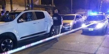 Delincuentes balearon la camioneta del vicepresidente de Newell's, Cristian D'Amico.