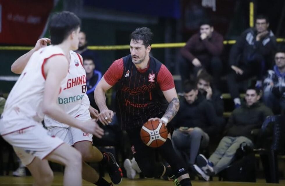 Instituto empezó con triunfo la defensa del título en el Súper 10 Solidario