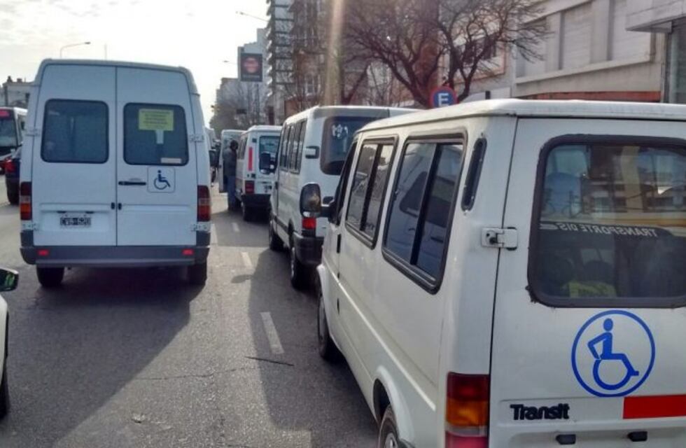 Por una "picardía administrativa", 3200 transportistas de discapacidad podrían desaparecer