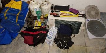 Luego de robar lograron escaparse por un campo