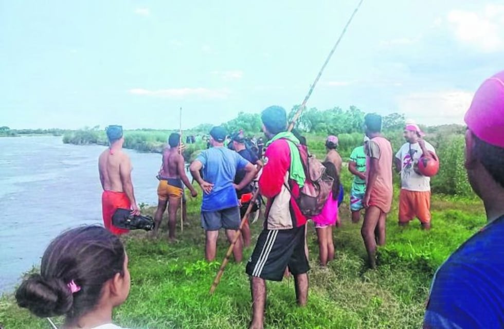 Hallaron el cuerpo del joven pescador que cayó al río Dulce