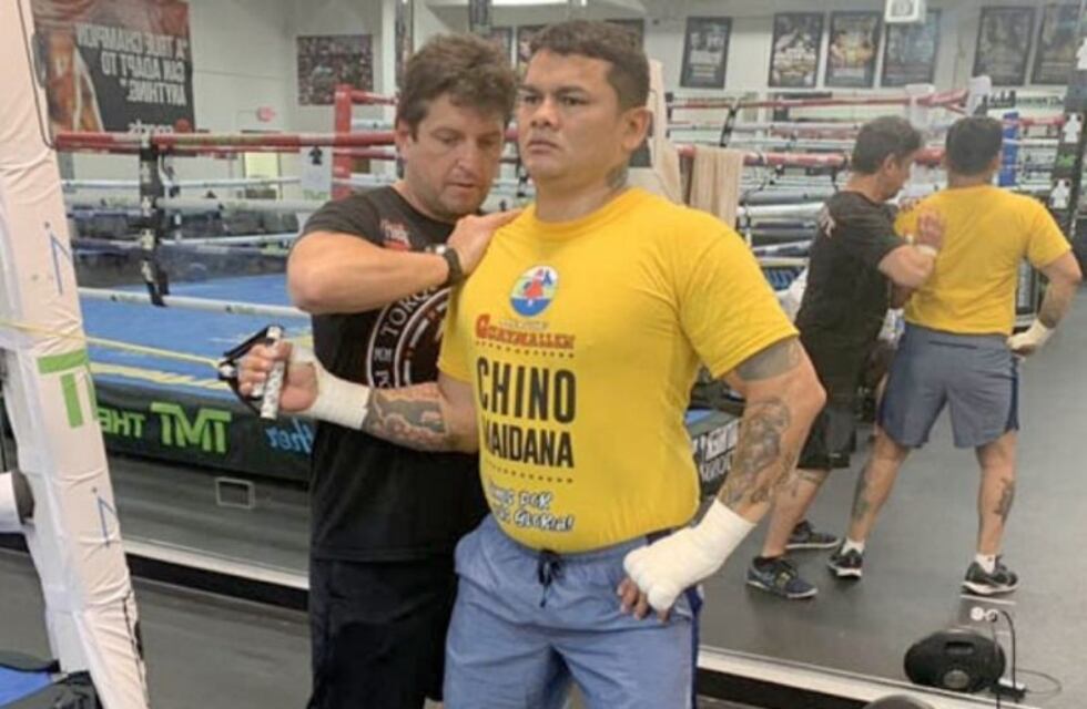 El Chino Maidana entrena al ritmo de Los Palmeras para enfrentar a Acero Cali