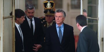 El presidente Mauricio Macri llega a la toma de juramento de su nuevo ministro de Hacienda, Hernán Lacunza\u002E Crédito: EFE/ Juan Ignacio Roncoroni\u002E