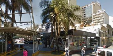 El terreno presenta un vacío normativo actualmente a nivel municipal\u002E (Google Street View)