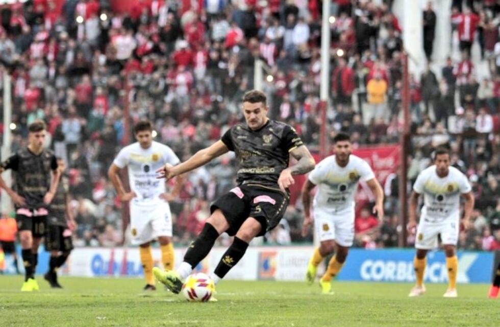 Instituto disfruta de un Vegetti a lo Wanchope