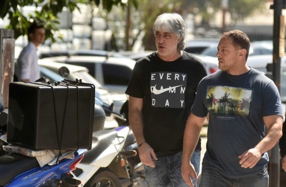 Tensión en Boca: la Barra visitó al plantel