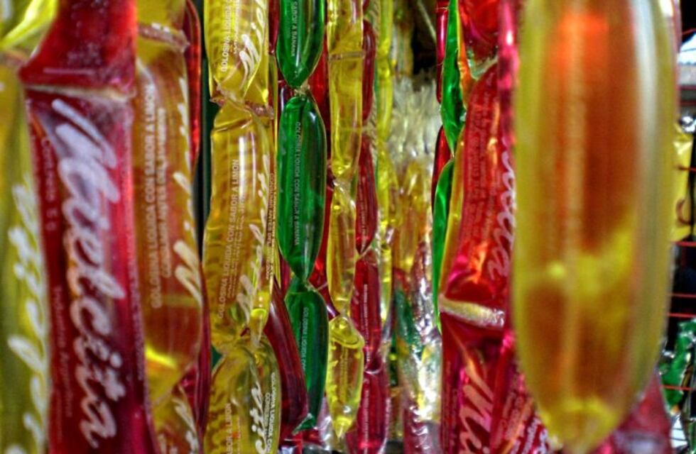 La fábrica de Mielcitas y Naranjú reabre como cooperativa