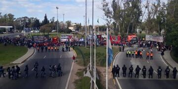 Cortes en autopista Buenos AIres- La Plata\u002E Infocielo\u002E