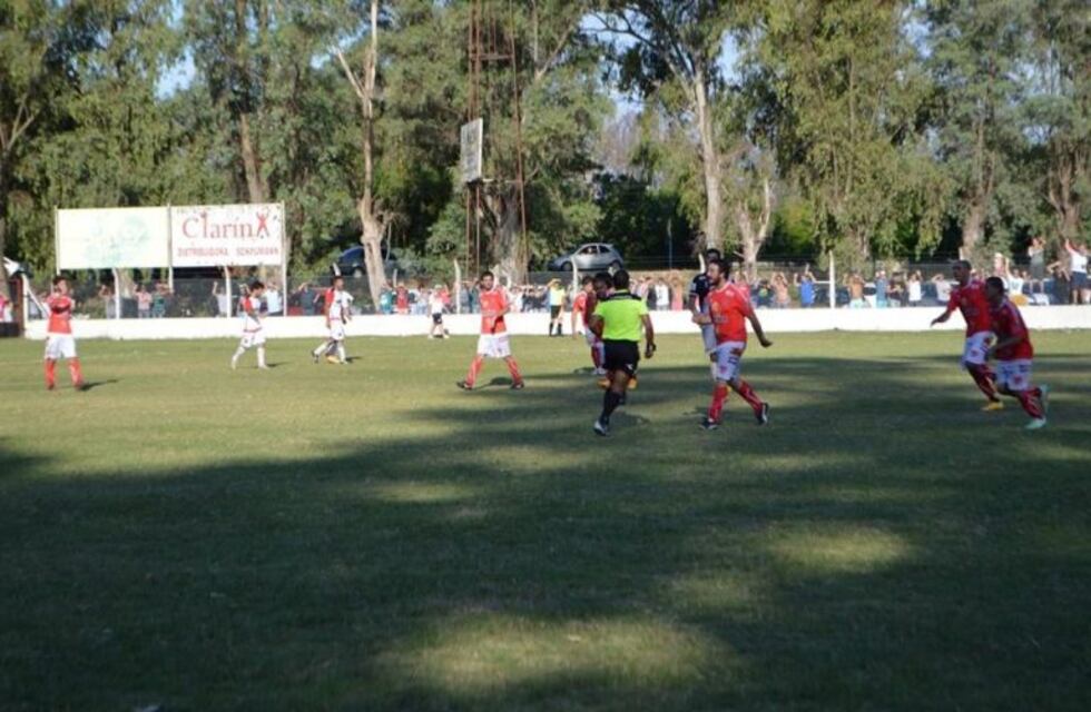 Sábado de Fútbol: se juegan las semifinales