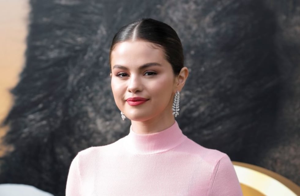 Selena Gómez luce diferente y sus seguidores la critican por "exceso de botox"