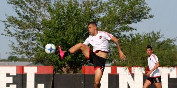 El técnico leproso pondrá un equipo en cancha este jueves\u002E (CANOB)