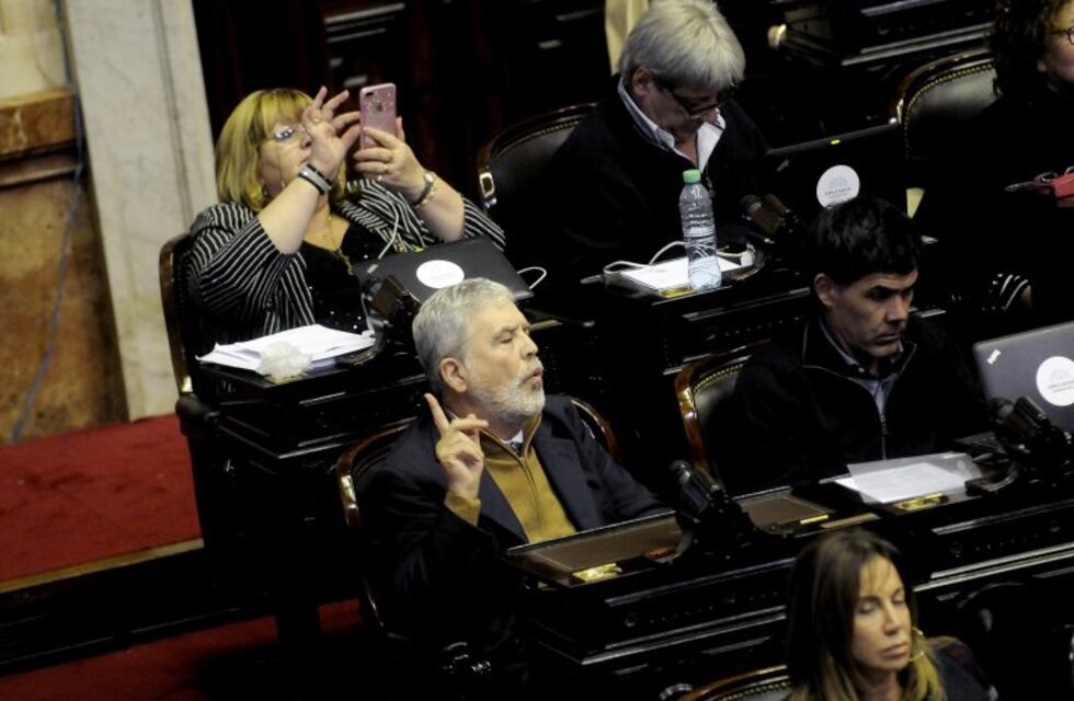 Pidieron juicio oral para Julio De Vido por la compra de trenes chatarra a España y Portugal