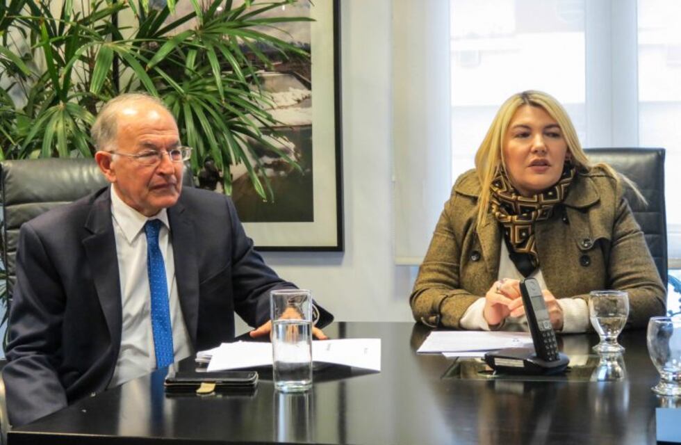 La gobernadora busca impulsar actividades productivas ligadas a los recursos naturales