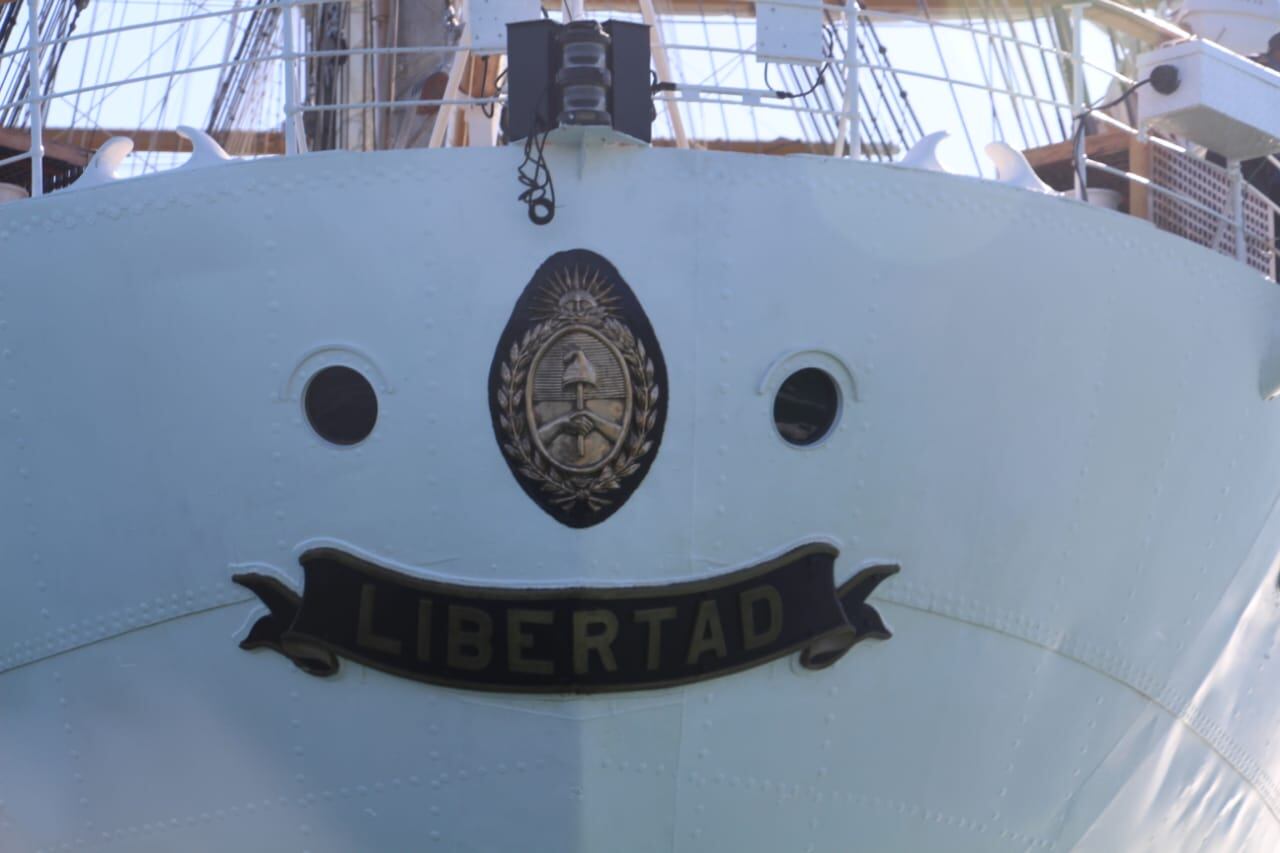 Fragata Libertad en Claromecó
