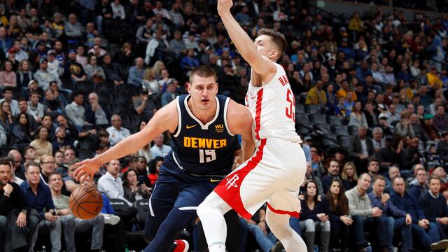 Nikola Jokic se fue expulsado después de una reacción violenta contra Miami Heat
