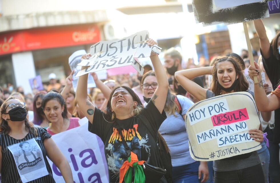 Una multitud marchó en Rojas para pedir justicia por el femicidio de Úrsula