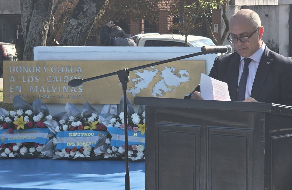 Molinuevo encabezó el acto por la Afirmación de los Derechos sobre Malvinas