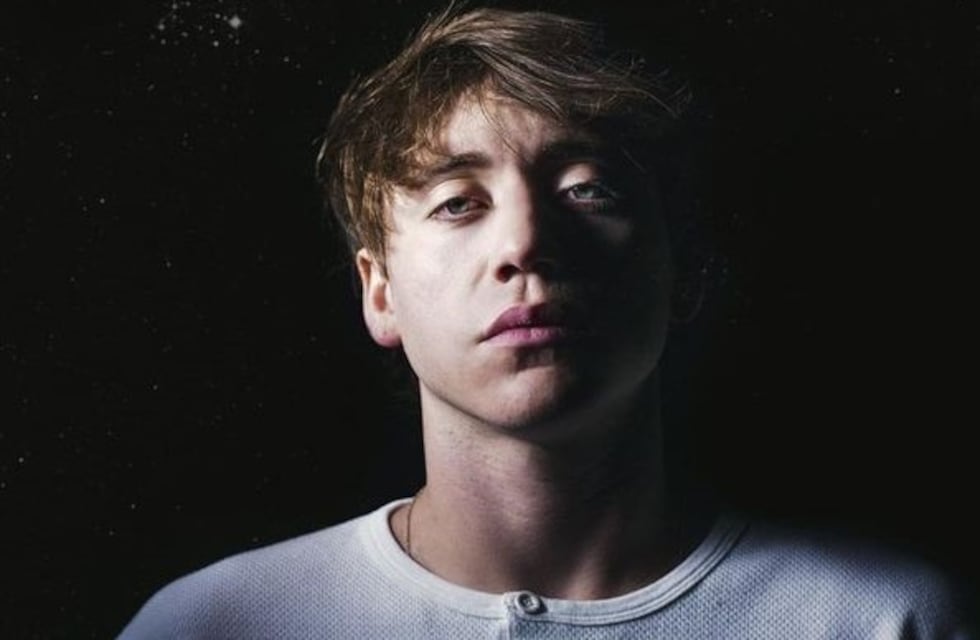 Paulo Londra volvió a sus raíces con “Julieta”, su nueva canción