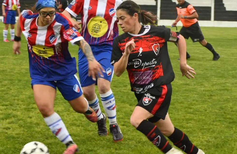 Liga del Sur: Sporting volvió a adueñarse del clásico femenino