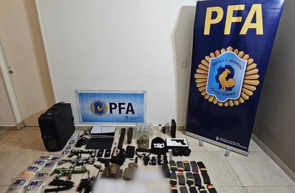 Detuvieron a un adolescente de 16 años que planeaba un tiroteo en un colegio en Caballito