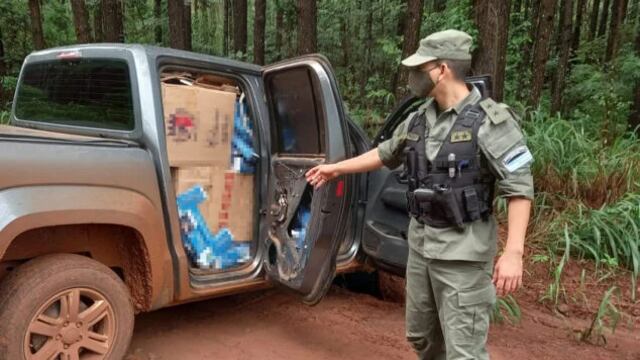 Gendarmería secuestró cigarrillos ilegales en Montecarlo.